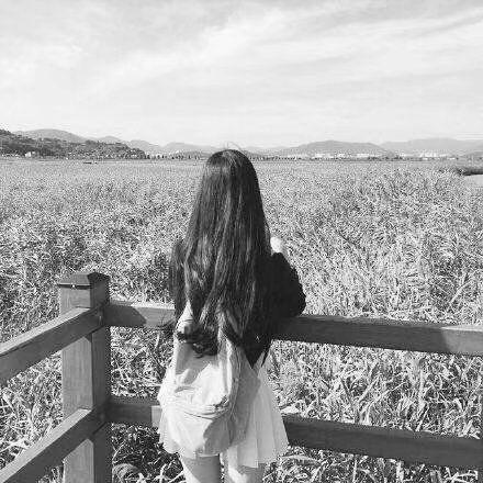 情感语录：后来你走了，我熬夜的习惯却怎么都改不掉