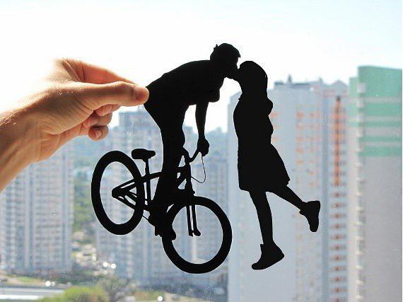 好的爱情是你通过一个人看到整个世界