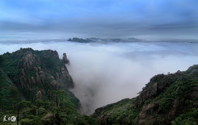 不品人间酒，谁知其中醉；不陷世间情，谁知其中累