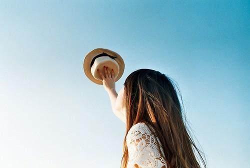 十句发朋友圈最经典的话语，句句入骨