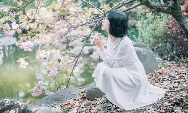 生命，只有这一次，没有来年，永远长眠