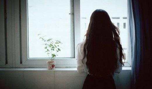 每个人都要走过平坦或弯曲之路