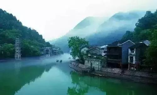 做人，要干干净净；做事，要有始有终
