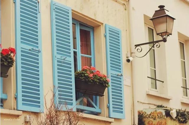 我们站着不说话，就十分美好