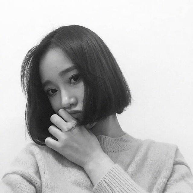 即使还是想着对方，也没资格再去打扰