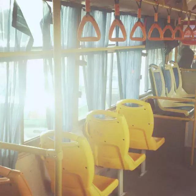 幸福这东西，一点都不符合牛顿的惯性定律