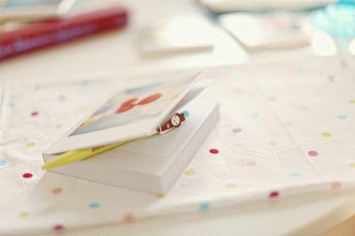 生活再烦，也别忘微笑；再急，也要注意语气