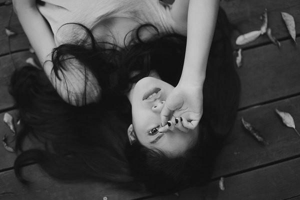 情感语录：后来你走了，我熬夜的习惯却怎么都改不掉