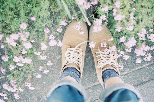 心存希望，幸福就会降临你；心存梦想，机遇就会笼罩你