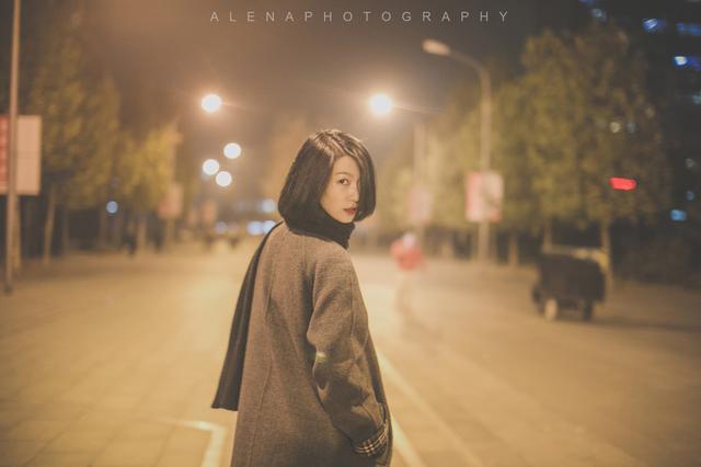 情是感官折射的知觉，爱是灵魂触动的振颤