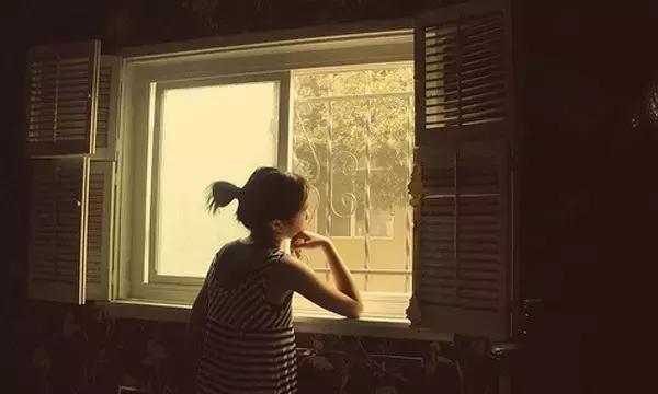 做一个善忘的人，潇洒走一生