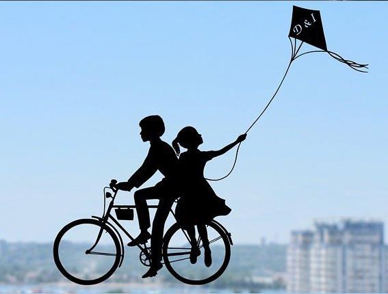 好的爱情是你通过一个人看到整个世界