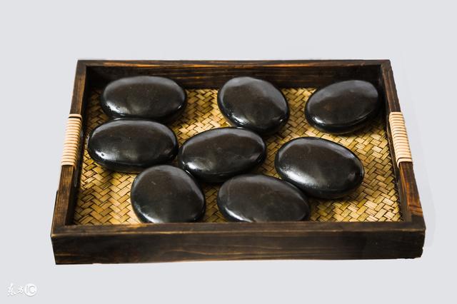 寡言养气，寡事养神，寡思养精，寡念养性