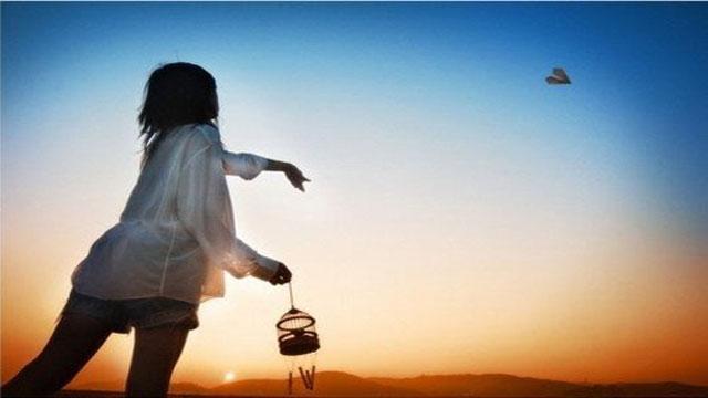 你我皆戏子，百年过后，不过一抔黄沙