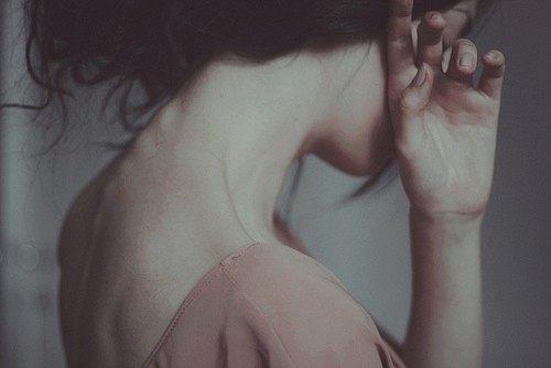 最伤感的爱情经典语录，送给那些相爱却不能在一起的人