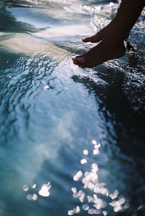 治愈系语录：别懂事太早，别涉世太深