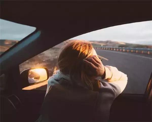 若爱，若恨……